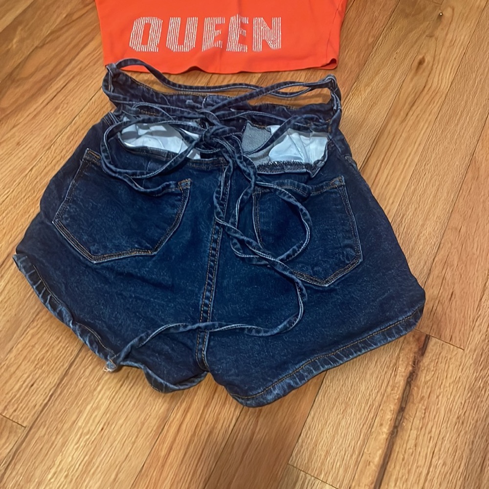Crop Top - Picture 7 of 7